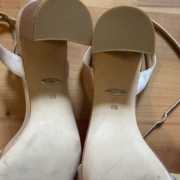 Badgley mischka shoes new only try it no box size 81/2 - Picture 6 of 7